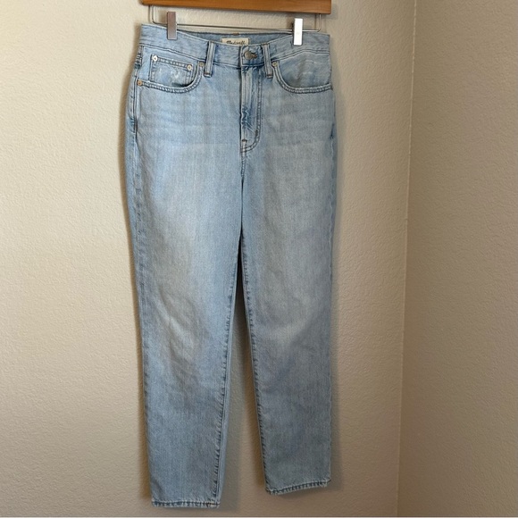 Madewell Denim - Madewell High Rise Straight Leg Denim The Perfect Vintage Jean in Light Blue, 27
